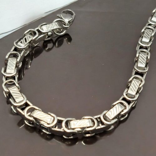 Nemesacél férfi kiálylánc bordázott mintával ezüst színben