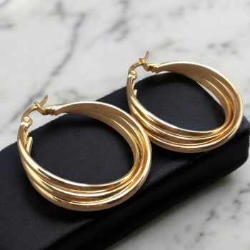 Nemesacél arany színű elegáns fülbevaló